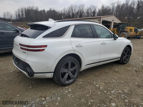 2024 Genesis GV70 3.5T Sport with VIN 5NMMCDTC8RH001495, listed as a Copart auction lot 80622004 with 42,202 mi miles and Salvage Title. Bid and sale history available at carsss.com. Image 3.