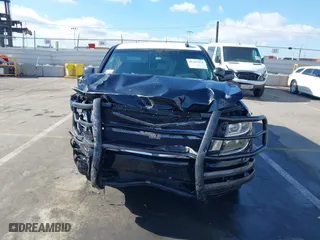 2018 Chevrolet Tahoe Commercial with VIN 1GNLCDECXJR298690, listed as a IAAI auction lot 41367931 with 1 mi miles. Bid and sale history available at carsss.com. Image 6.