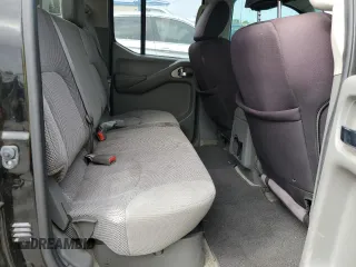 2015 Nissan Frontier SV z VIN 1N6AD0FRXFN722101, wystawiony jako Copart lot #76144314 z przebiegiem 87 902 mil mil oraz Szkoda całkowita • Salvage title. Historia ofert i sprzedaży dostępna na DreamBid. Obrazek 10.