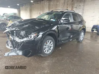 2025 Mazda CX-5 2.5 S Preferred Package with VIN JM3KFBCL8S0569116, listed as a IAAI auction lot 41733669 with 10,131 mi miles. Bid and sale history available at carsss.com. Image 18.
