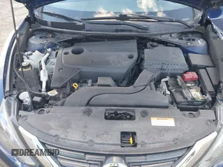 2017 Nissan Altima S z VIN 1N4AL3AP2HN311779, wystawiony jako IAAI lot #41705941 z przebiegiem 46 649 mil mil oraz . Historia ofert i sprzedaży dostępna na DreamBid. Obrazek 10.