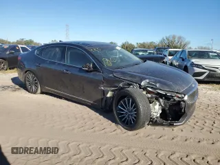 2017 Kia Cadenza Premium with VIN KNALC4J16H5084002, listed as a Copart auction lot 82050324 with 59,625 mi miles and Salvage Title. Bid and sale history available at carsss.com. Image 4.
