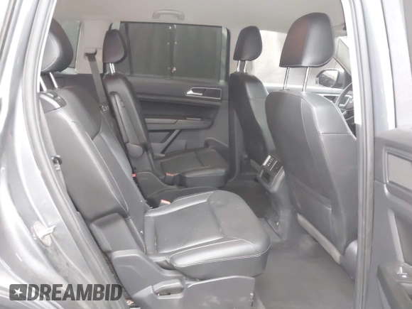 2019 Volkswagen Atlas SE с VIN 1V2DR2CA1KC591124, выставлен на аукционе IAAI как лот 42111572 с пробегом 40 430 миль миль и . История ставок и продаж доступна на DreamBid. Изображение 8.