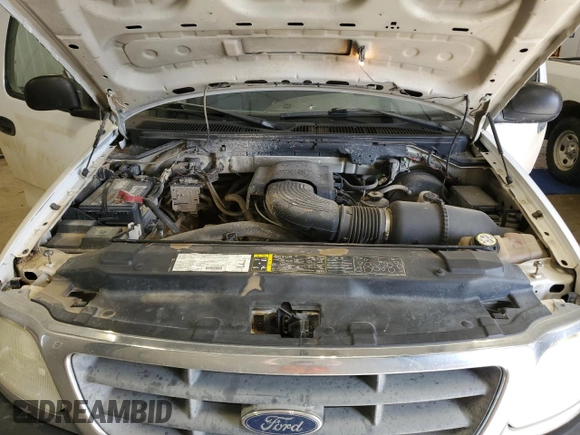 2003 Ford F-150 XL z VIN 2FTRF18W53CA96144, wystawiony jako Copart lot #47589205 z przebiegiem 246 767 mil mil oraz Czysty tytuł • Clean title. Historia ofert i sprzedaży dostępna na DreamBid. Obrazek 11.