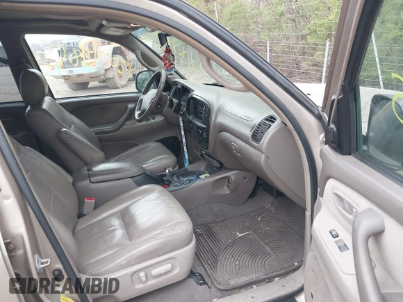 2005 Toyota Sequoia SR5 with VIN 5TDBT44A55S244712, listed as a IAAI auction lot 42037865 with 205,226 mi miles and . Bid and sale history available at DreamBid. Image 5.