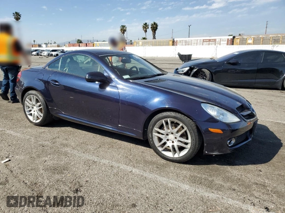 2009 Mercedes-Benz SLK-Class 3.0L with VIN WDBWK54F89F190333, listed as a Copart auction lot 47144815 with 93,222 mi miles and Salvage Title. Bid and sale history available at carsss.com. Image 4.