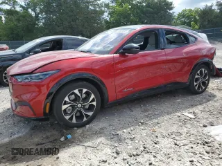 2022 Ford Mustang Mach-E Premium с VIN 3FMTK3SU0NMA01304, выставлен на аукционе Copart как лот 63823505 с пробегом 35 661 миль миль и Списание • Salvage title. История ставок и продаж доступна на DreamBid. Изображение 1.
