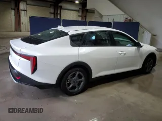 2025 Kia K4 LXS with VIN 3KPFT4DE3SE007260, listed as a Copart auction lot 54581945 with 14,258 mi miles and Clean Title. Bid and sale history available at carsss.com. Image 3.