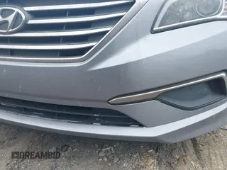 2017 Hyundai Sonata 2.4L with VIN 5NPE24AF1HH443556, listed as a IAAI auction lot 42059889 with 179,662 mi miles and . Bid and sale history available at carsss.com. Image 12.