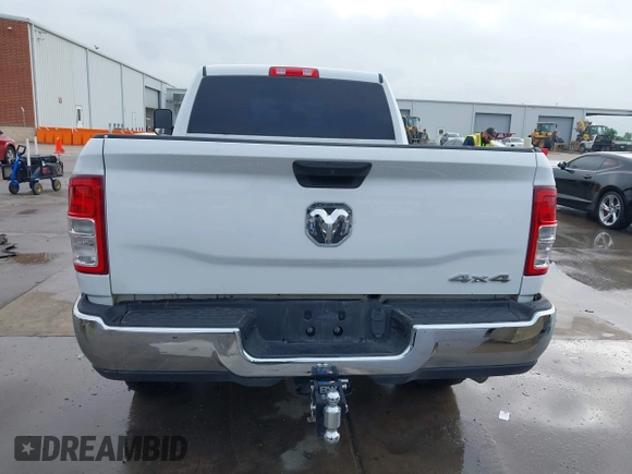 2020 Ram 2500 Tradesman z VIN 3C6UR5CJ4LG235002, wystawiony jako IAAI lot #42117169 z przebiegiem 170 299 mil mil oraz . Historia ofert i sprzedaży dostępna na DreamBid. Obrazek 17.