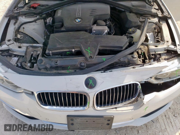 2016 BMW 3 Series 328i z VIN WBA8E9C56GK647899, wystawiony jako Copart lot #57431625 z przebiegiem 104 249 mil mil oraz Szkoda całkowita • Salvage title. Historia ofert i sprzedaży dostępna na DreamBid. Obrazek 11.