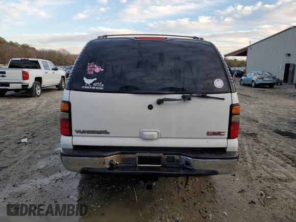 2005 GMC Yukon XL SLT with VIN 3GKFK16Z05G181687, listed as a Copart auction lot 83465814 with 242,289 mi miles and Salvage Title. Bid and sale history available at carsss.com. Image 6.
