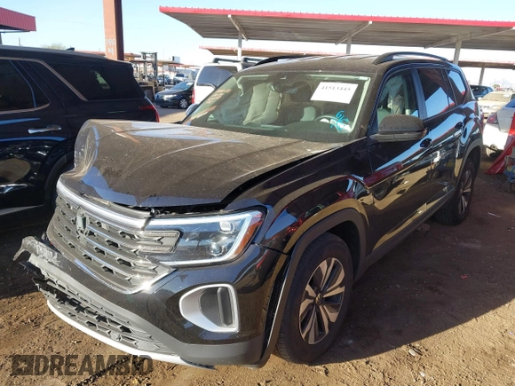 2024 Volkswagen Atlas SE with VIN 1V2LR2CA4RC505410, listed as a IAAI auction lot 41513445 with 18,647 mi miles and . Bid and sale history available at DreamBid. Image 2.