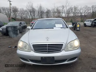 2003 Mercedes-Benz S-Class 4.3L with VIN WDBNG70J03A331144, listed as a IAAI auction lot 42013506 with 1 mi miles. Bid and sale history available at carsss.com. Image 6.