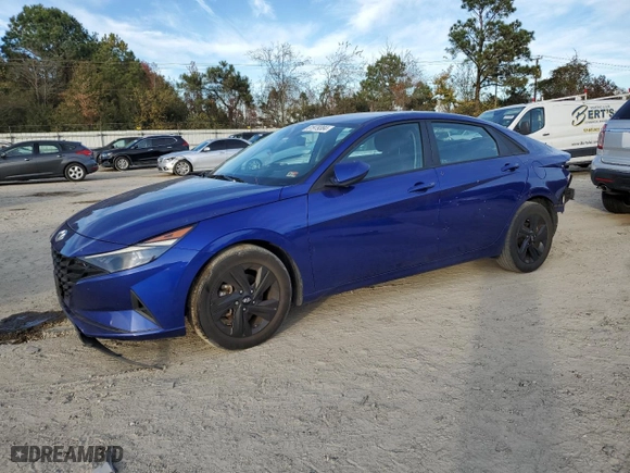 2022 Hyundai Elantra Essential with VIN KMHLM4AG4NU334290, listed as a Copart auction lot 81979384 with 45,547 mi miles and Salvage Title. Bid and sale history available at carsss.com. Image 1.