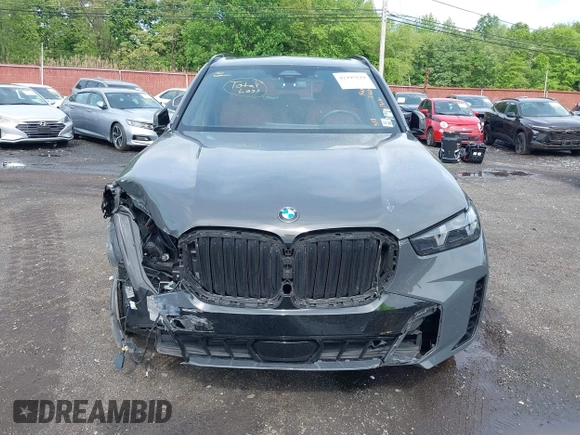 2024 BMW X5 xDrive40i with VIN 5UX23EU04R9V01472, listed as a IAAI auction lot 42295129 with 11,254 mi miles and . Bid and sale history available at DreamBid. Image 12.
