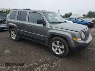 2012 Jeep Patriot Sport z VIN 1C4NJRBBXCD563771, wystawiony jako Copart lot #60524765 z przebiegiem 139 460 mil mil oraz Szkoda całkowita • Salvage title. Historia ofert i sprzedaży dostępna na DreamBid. Obrazek 4.