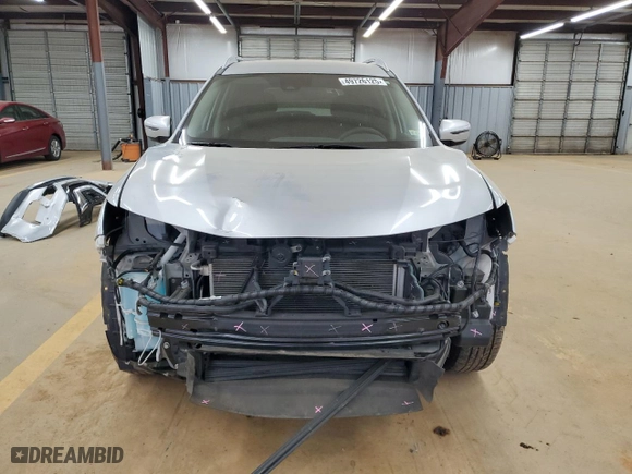 2019 Nissan Rogue SV with VIN 5N1AT2MV9KC734551, listed as a Copart auction lot 49726125 with 70,833 mi miles and Salvage Title. Bid and sale history available at carsss.com. Image 5.