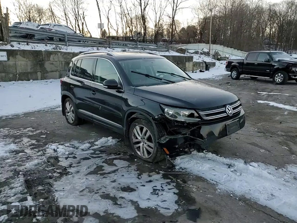 2013 Volkswagen Tiguan S с VIN WVGBV3AX2DW577716, выставлен на аукционе Copart как лот 85504974 с пробегом 101 532 миль миль и Списание • Salvage title. История ставок и продаж доступна на DreamBid. Изображение 12.