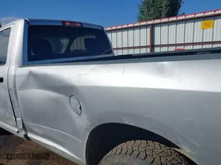 2010 Dodge Ram 1500 Sport with VIN 3D7JV1ET4AG106498, listed as a IAAI auction lot 40344688 with 158,660 mi miles. Bid and sale history available at carsss.com. Image 19.