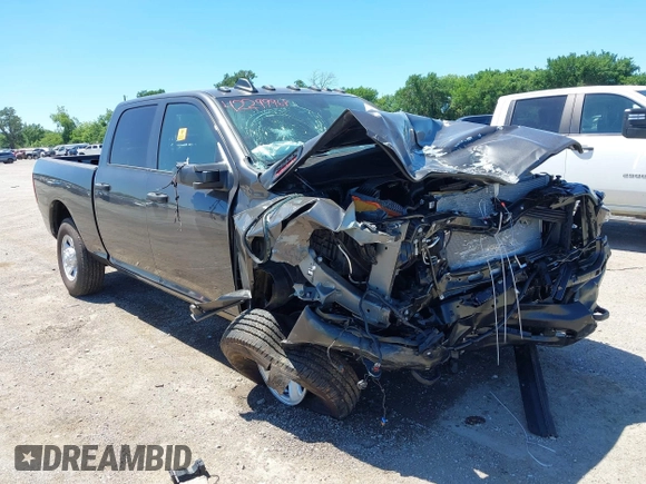 2024 Ram 2500 Tradesman with VIN 3C6UR5CL9RG330312, listed as a IAAI auction lot 42299968 with 657 mi miles and . Bid and sale history available at DreamBid. Image 1.