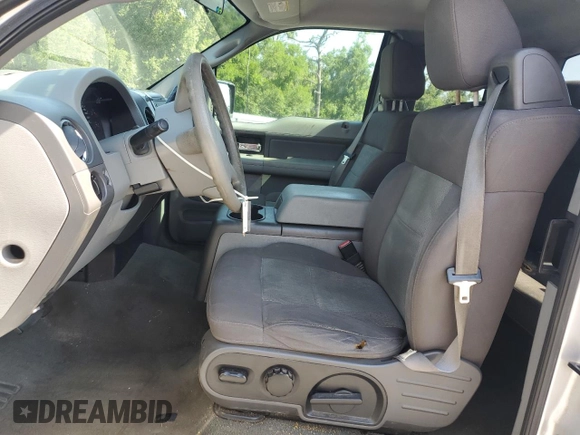 2005 Ford F-150 XLT z VIN 1FTPX125X5FB26699, wystawiony jako Copart lot #57386895 z przebiegiem 151 295 mil mil oraz Szkoda całkowita • Salvage title. Historia ofert i sprzedaży dostępna na DreamBid. Obrazek 7.