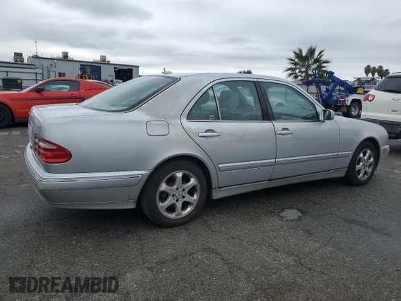 2002 Mercedes-Benz E-Class with VIN WDBJF65J02B446887, listed as a Copart auction lot 44057675 with 252,388 mi miles and Clean Title. Bid and sale history available at carsss.com. Image 3.