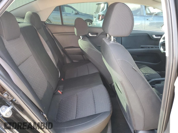 2022 Kia Rio S with VIN 3KPA24AD5NE463208, listed as a Copart auction lot 68380014 with 37,572 mi miles and Salvage Title. Bid and sale history available at DreamBid. Image 10.