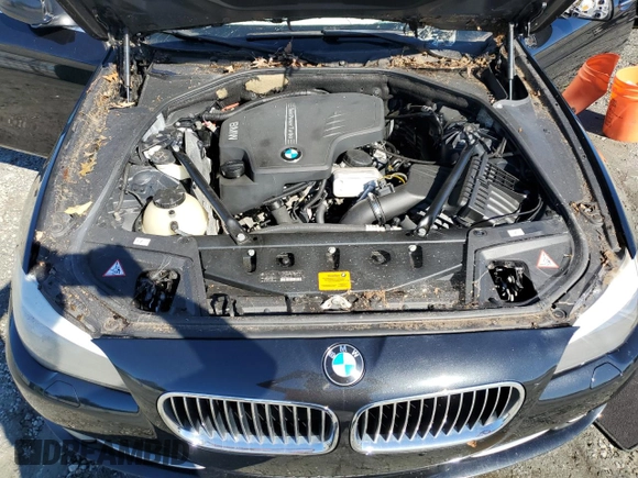2013 BMW 5 Series 528i with VIN WBAXG5C58DDY31398, listed as a Copart auction lot 80565914 with 133,795 mi miles and Non Repairable. Bid and sale history available at carsss.com. Image 11.