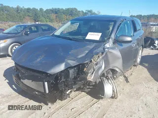 2019 Kia Sorento LX V6 with VIN 5XYPGDA55KG483672, listed as a IAAI auction lot 41043216 with 163,173 mi miles. Bid and sale history available at carsss.com. Image 6.