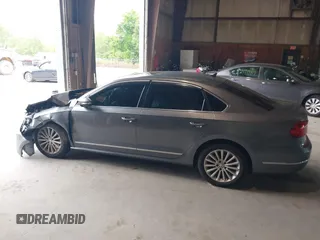 2016 Volkswagen Passat 1.8T SE with VIN 1VWBT7A35GC011129, listed as a IAAI auction lot 39977788 with 123,007 mi miles. Bid and sale history available at carsss.com. Image 14.