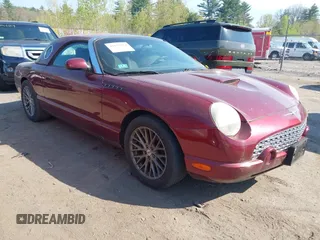 2004 Ford Thunderbird Deluxe with VIN 1FAHP60A34Y110824, listed as a IAAI auction lot 42155374 with 77,042 mi miles. Bid and sale history available at carsss.com. Image 1.