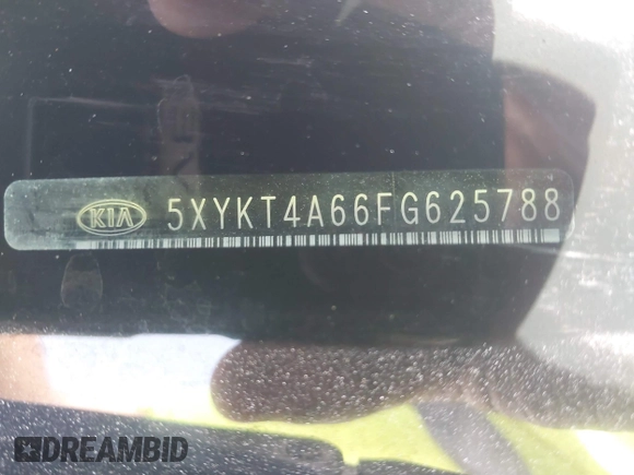 2015 Kia Sorento LX with VIN 5XYKT4A66FG625788, listed as a IAAI auction lot 41692243 with 131,182 mi miles. Bid and sale history available at carsss.com. Image 9.