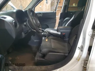2015 Jeep Patriot Sport with VIN 1C4NJRBB5FD427150, listed as a Copart auction lot 75555184 with 193,810 mi miles and Salvage title. Bid and sale history available at DreamBid. Image 7.