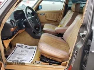 1984 Mercedes-Benz 300 300D-T with VIN WDBAB33A6EA136928, listed as a Copart auction lot 79703564 with 202,824 mi miles and Clean Title. Bid and sale history available at carsss.com. Image 7.