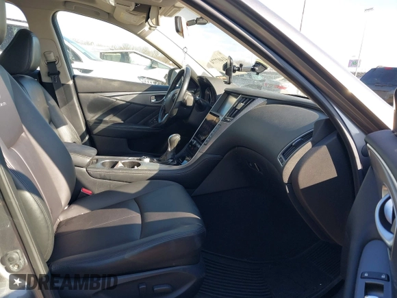 2014 Infiniti Q50 Premium with VIN JN1BV7AR6EM684135, listed as a IAAI auction lot 41407774 with 89,352 mi miles. Bid and sale history available at carsss.com. Image 5.