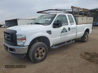 2008 Ford Super Duty F-250 SRW XL with VIN 1FTSX215X8ED07636, listed as a Copart auction lot 76420444 with 321,960 mi miles and Clean Title. Bid and sale history available at carsss.com. Image 1.
