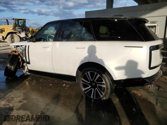 2023 Land Rover Range Rover SE z VIN SALKP9E7XPA063280, wystawiony jako Copart lot #87803455 z przebiegiem 38 966 mil mil oraz Szkoda całkowita • Salvage title. Historia ofert i sprzedaży dostępna na DreamBid. Obrazek 2.