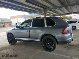 2004 Porsche Cayenne S with VIN WP1AB29P94LA70142, listed as a Copart auction lot 53356685 with 207,313 mi miles and Salvage Title. Bid and sale history available at carsss.com. Image 2.