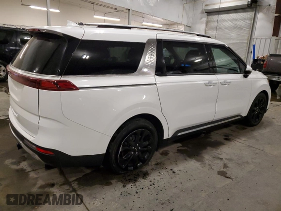 2023 Kia Carnival SX with VIN KNDNE5H35P6215786, listed as a Copart auction lot 89409995 with 34,924 mi miles and Salvage Title. Bid and sale history available at carsss.com. Image 3.