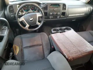 2009 Chevrolet Silverado 1500 LT with VIN 3GCEC23C99G108897, listed as a Copart auction lot 81377194 with 284,886 mi miles and Salvage Title. Bid and sale history available at carsss.com. Image 8.