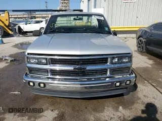 1996 Chevrolet Silverado 1500 with VIN 1GCEC14W7TZ165173, listed as a Copart auction lot 86273094 with 168,737 mi miles and Salvage Title. Bid and sale history available at DreamBid. Image 5.