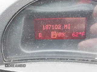 2006 Pontiac Grand Prix z VIN 2G2WP552861106811, wystawiony jako IAAI lot #41950766 z przebiegiem 187 102 mil mil oraz . Historia ofert i sprzedaży dostępna na DreamBid. Obrazek 7.