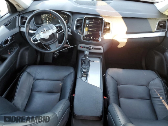 2016 Volvo XC90 Momentum with VIN YV4102XK4G1081934, listed as a Copart auction lot 82161364 with 74,450 mi miles and Salvage Title. Bid and sale history available at carsss.com. Image 8.