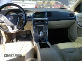 2013 Volvo S60 T5 Premier z VIN YV1612FS6D1228039, wystawiony jako Copart lot #58237355 z przebiegiem 173 884 mil mil oraz Tytuł czysty. Historia ofert i sprzedaży dostępna na DreamBid. Obrazek 8.