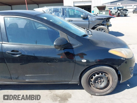 2012 Mazda 2 Sport with VIN JM1DE1KZ0C0146875, listed as a IAAI auction lot 41974461 with 211,414 mi miles. Bid and sale history available at carsss.com. Image 13.