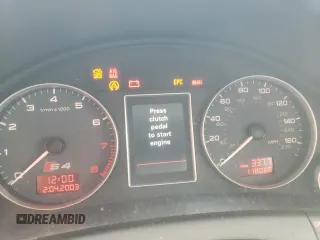 2004 Audi S4 z VIN WAUPL68E64A102859, wystawiony jako Copart lot #72573904 z przebiegiem 118 068 mil mil oraz Szkody całkowita. Historia ofert i sprzedaży dostępna na DreamBid. Obrazek 9.