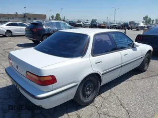 1993 Acura Integra z VIN JH4DB1650PS000677, wystawiony jako IAAI lot #42301738 z przebiegiem 148 492 mil mil oraz . Historia ofert i sprzedaży dostępna na DreamBid. Obrazek 4.