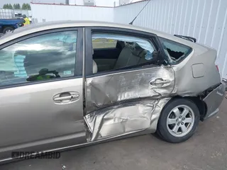 2007 Toyota Prius with VIN JTDKB20U877670298, listed as a IAAI auction lot 42485412 with 178,282 mi miles and . Bid and sale history available at DreamBid. Image 6.