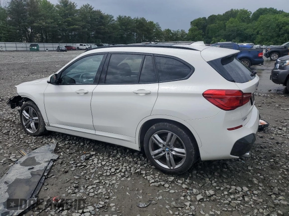 2021 BMW X1 xDrive28i with VIN WBXJG9C07M3M67312, listed as a Copart auction lot 59712835 with 62,371 mi miles and Salvage title. Bid and sale history available at DreamBid. Image 2.